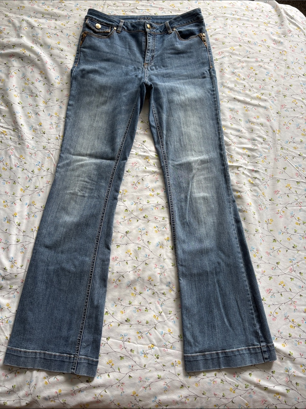 Women's Blue Flared Jeans Cache